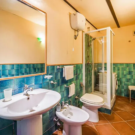 In Collesano Pa * Lascari