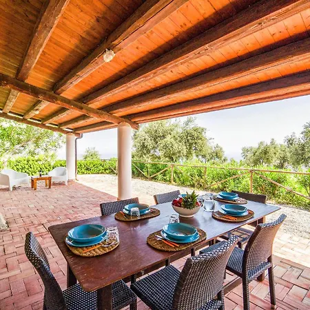 Appartamento In Collesano Pa *