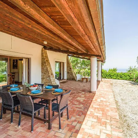 In Collesano Pa * Lascari